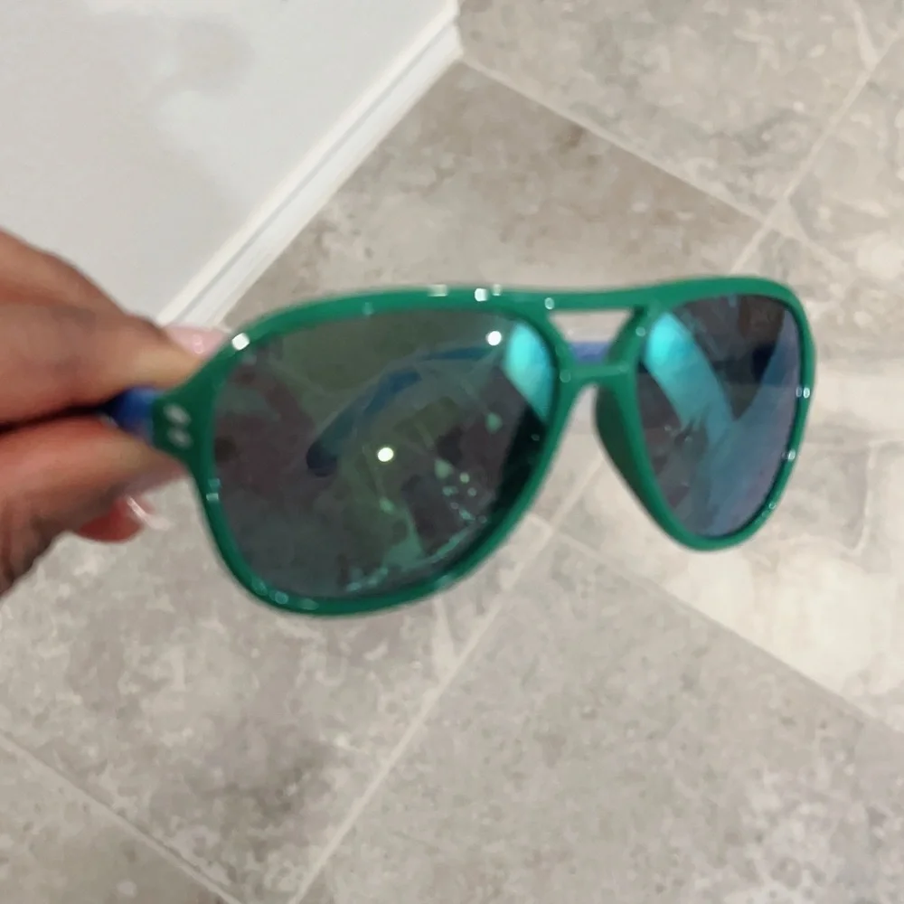 Stella McCartney Kids Reflective Sunglasses with Pouch Green Blue New w/Tag $249